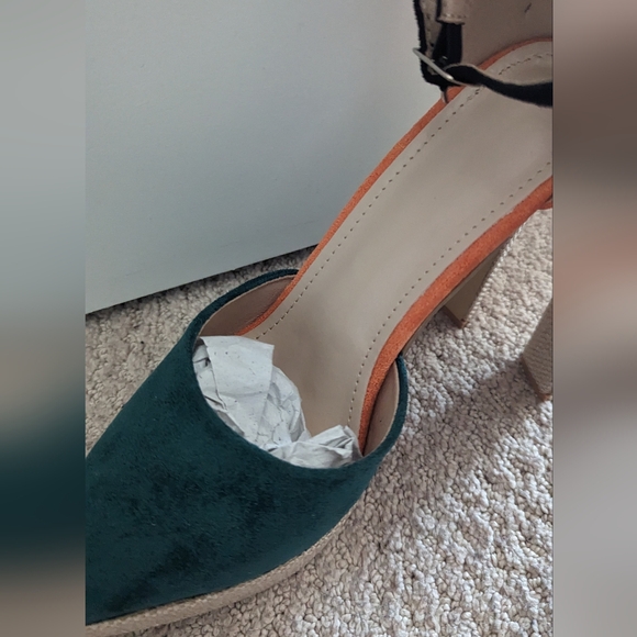 Platform heeled sandals - Picture 8 of 8